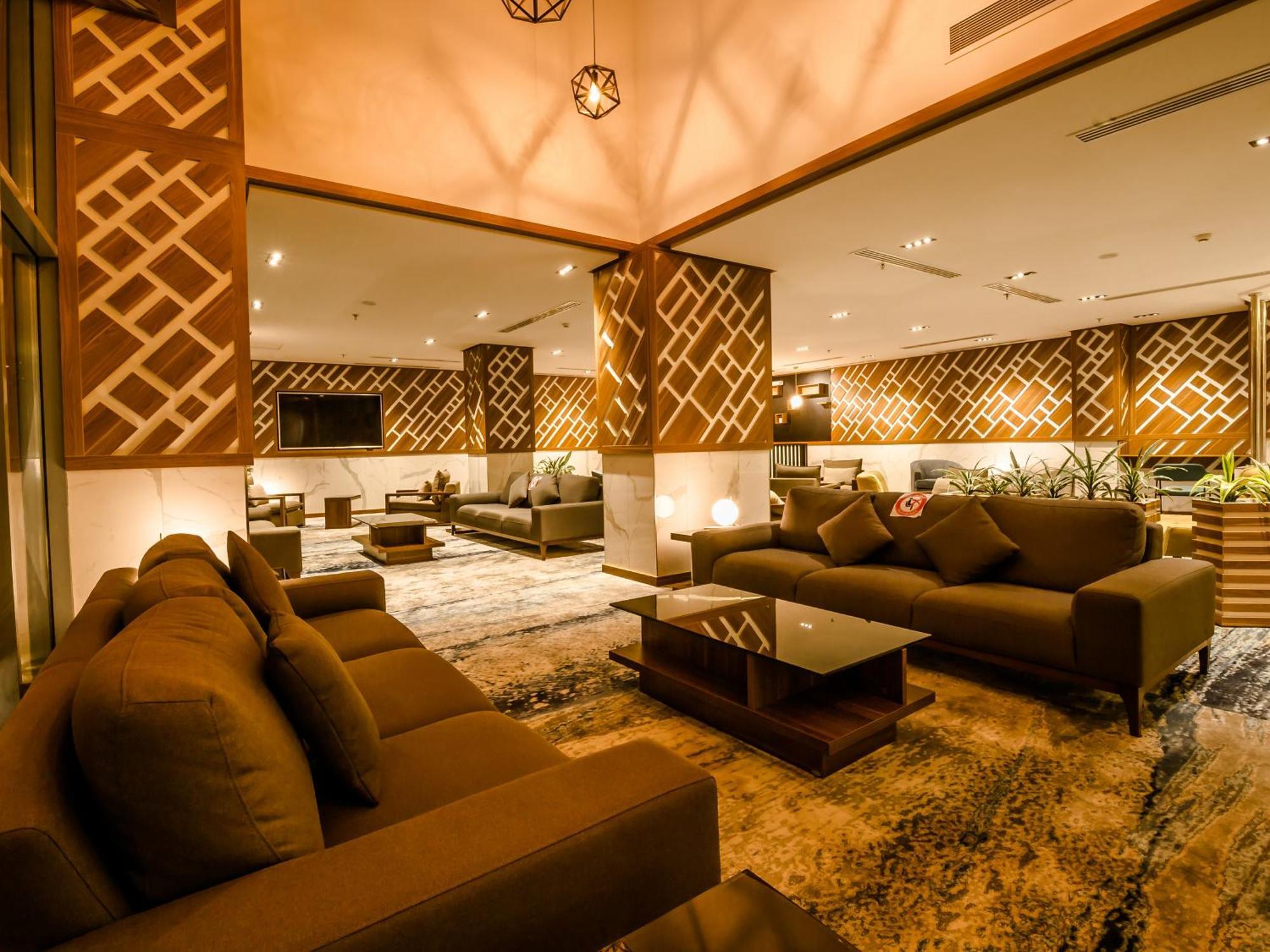 White Diamond Hotel Sari เจดดาห์ ภายนอก รูปภาพ