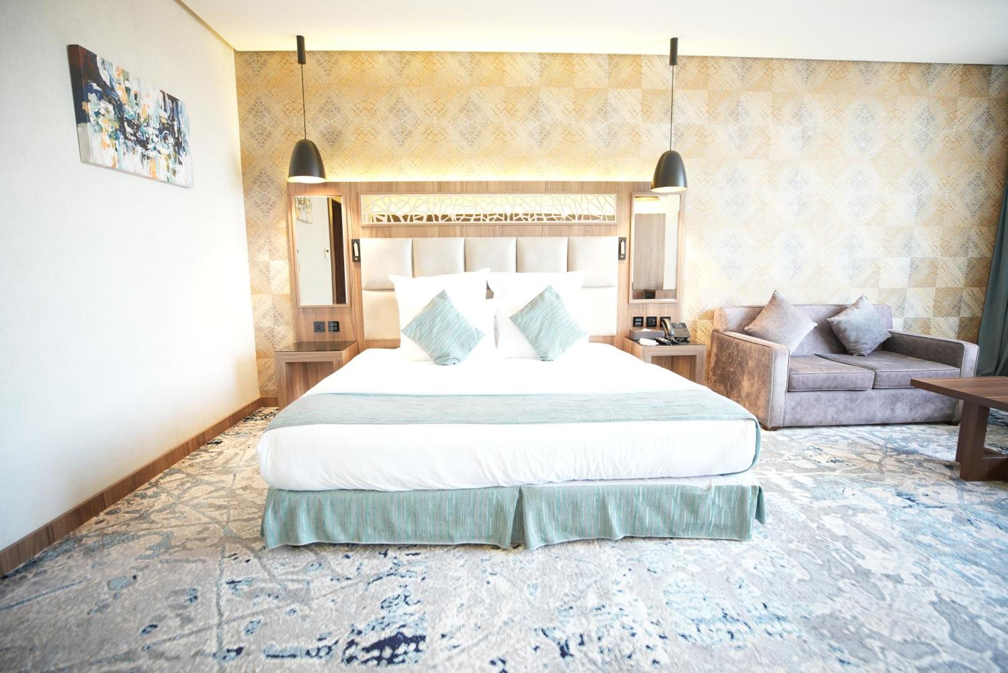 White Diamond Hotel Sari เจดดาห์ ภายนอก รูปภาพ