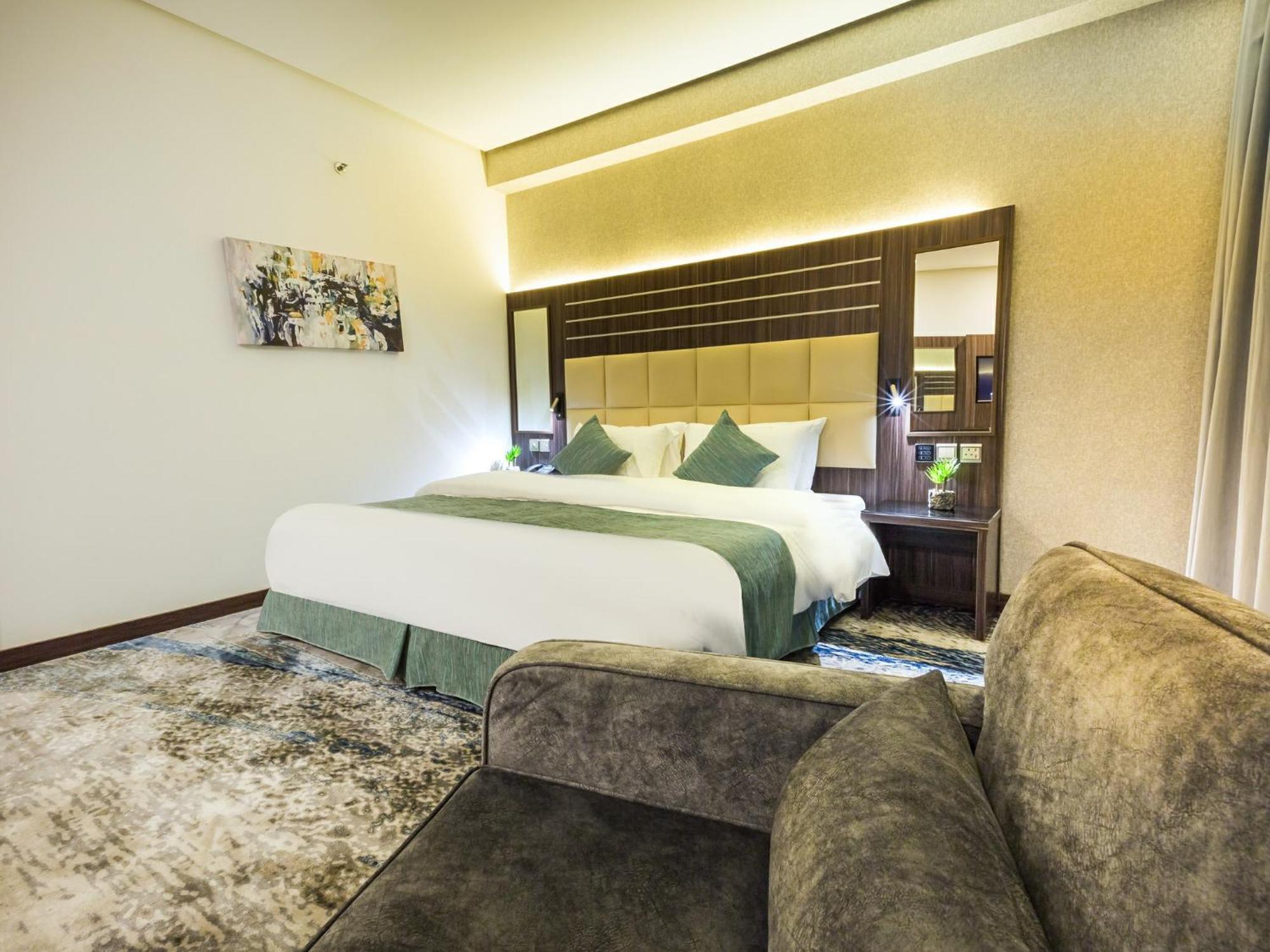 White Diamond Hotel Sari เจดดาห์ ภายนอก รูปภาพ