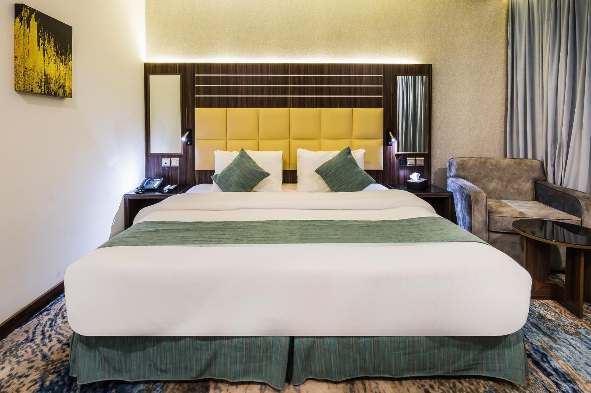 White Diamond Hotel Sari เจดดาห์ ภายนอก รูปภาพ