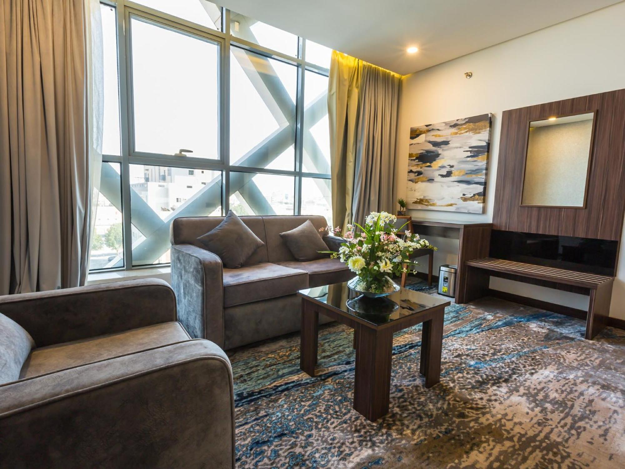 White Diamond Hotel Sari เจดดาห์ ภายนอก รูปภาพ